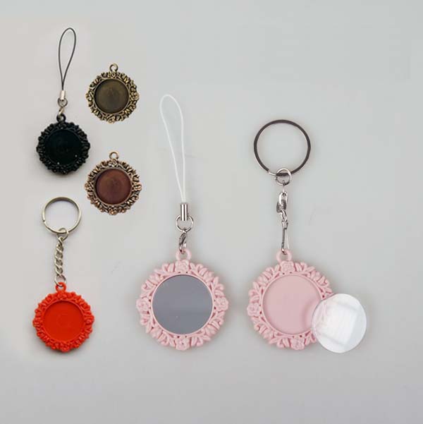 Flower Transparent Keychain with Mirror